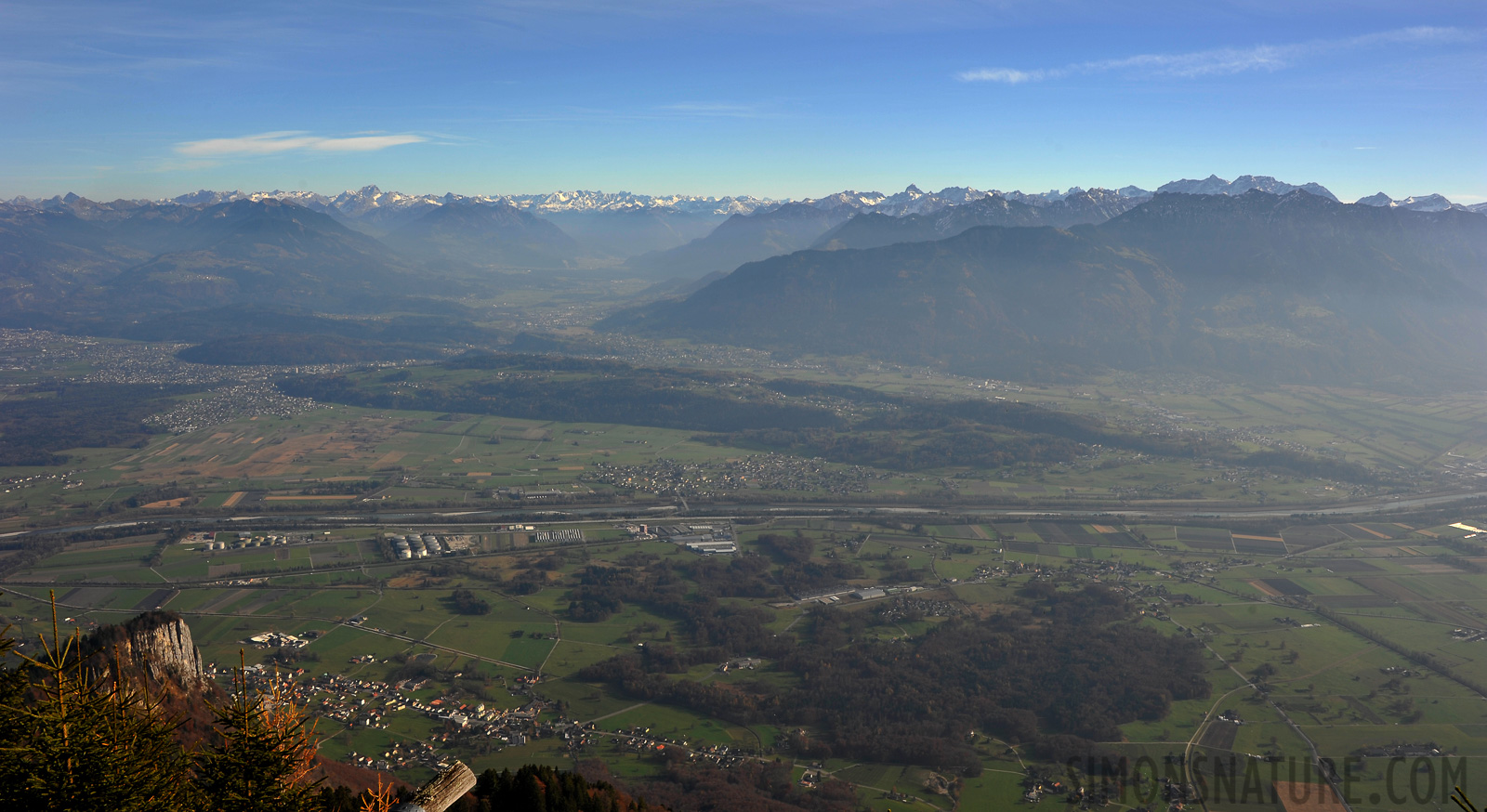 The fantastic view, almost like flying [28 mm, 1/160 sec at f / 11, ]